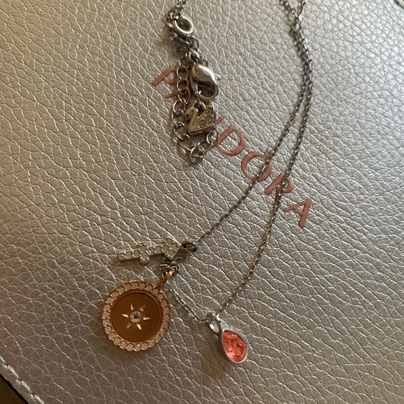 Swarovski sagittarius necklace - Picture 7 of 8